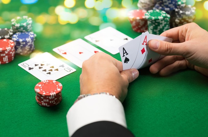 Things you should never say or do when you play blackjack